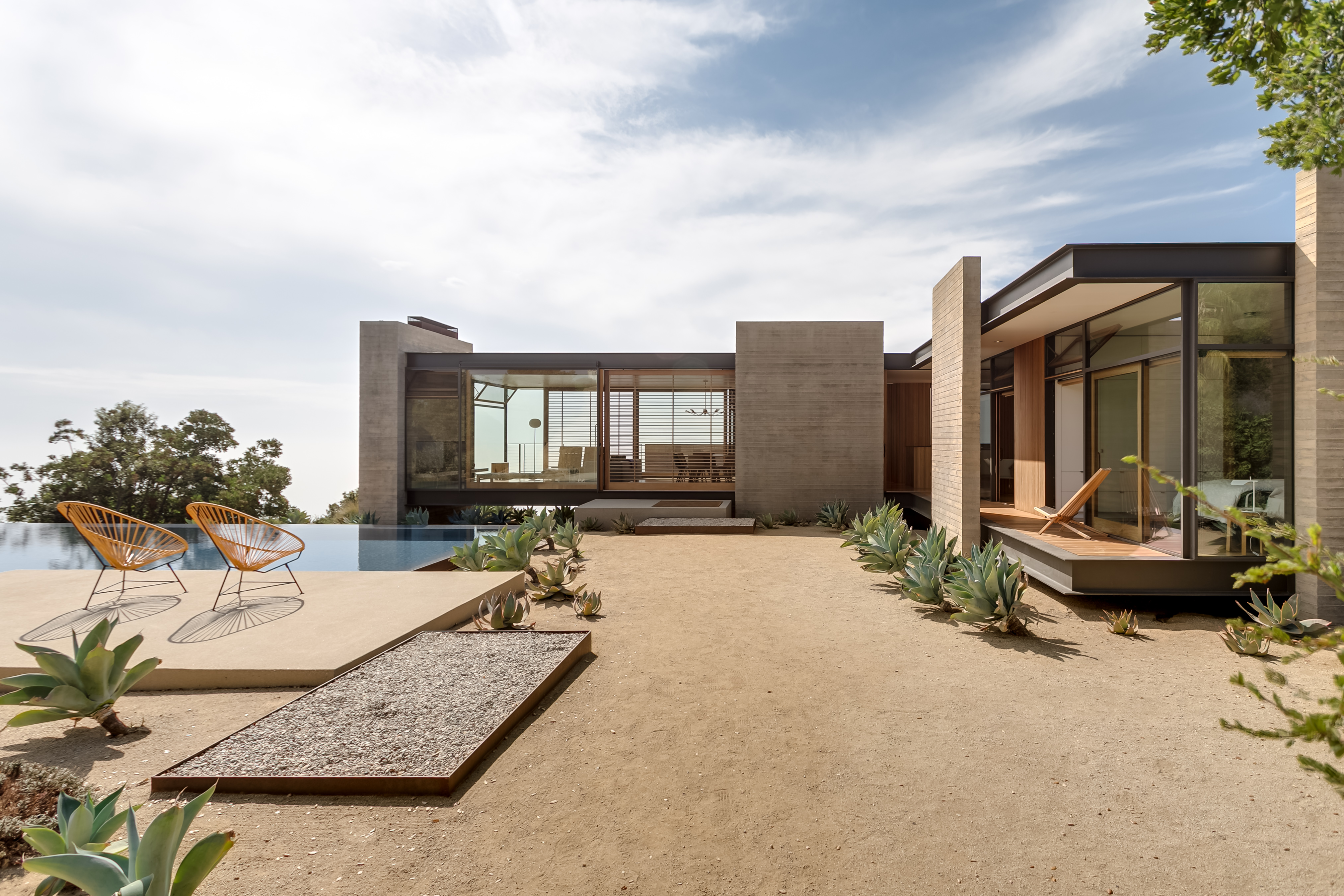 Airbnb_pilot_9232684_575_Sadie_Rd_Topanga_CA_Main_House_Exterior