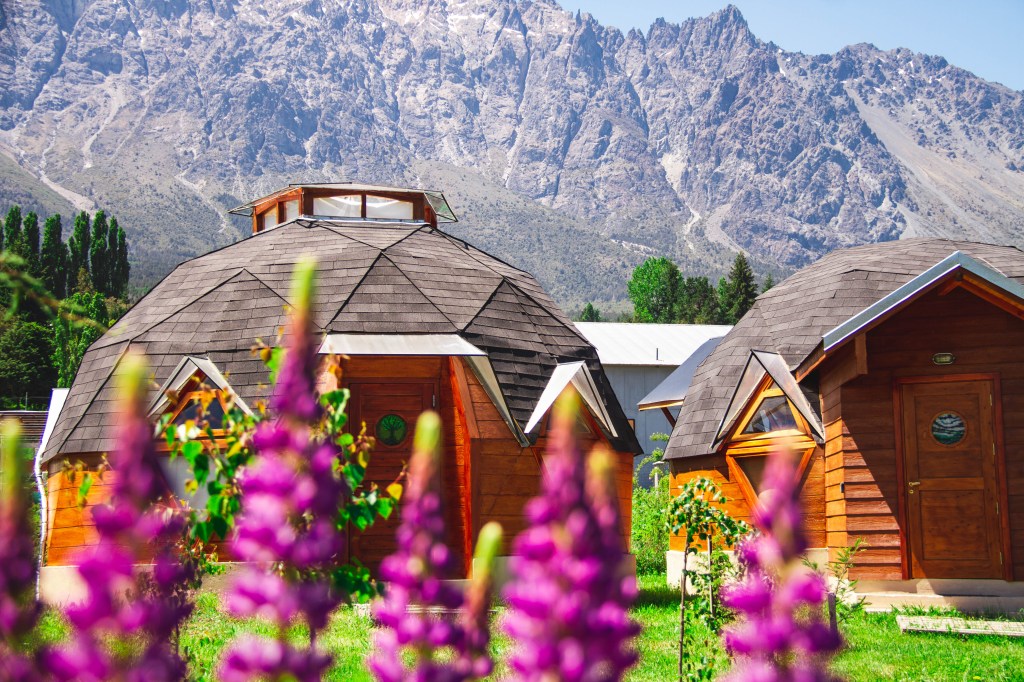 โดมสวยพร้อมวิวภูเขา (รีอูเนกรู อาร์เจนตินา)