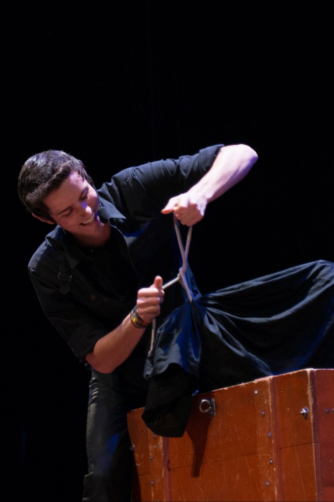 Interactive Magic Illusion Show