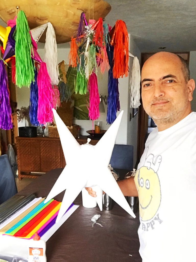 Make a Traditional Mexican Pinata