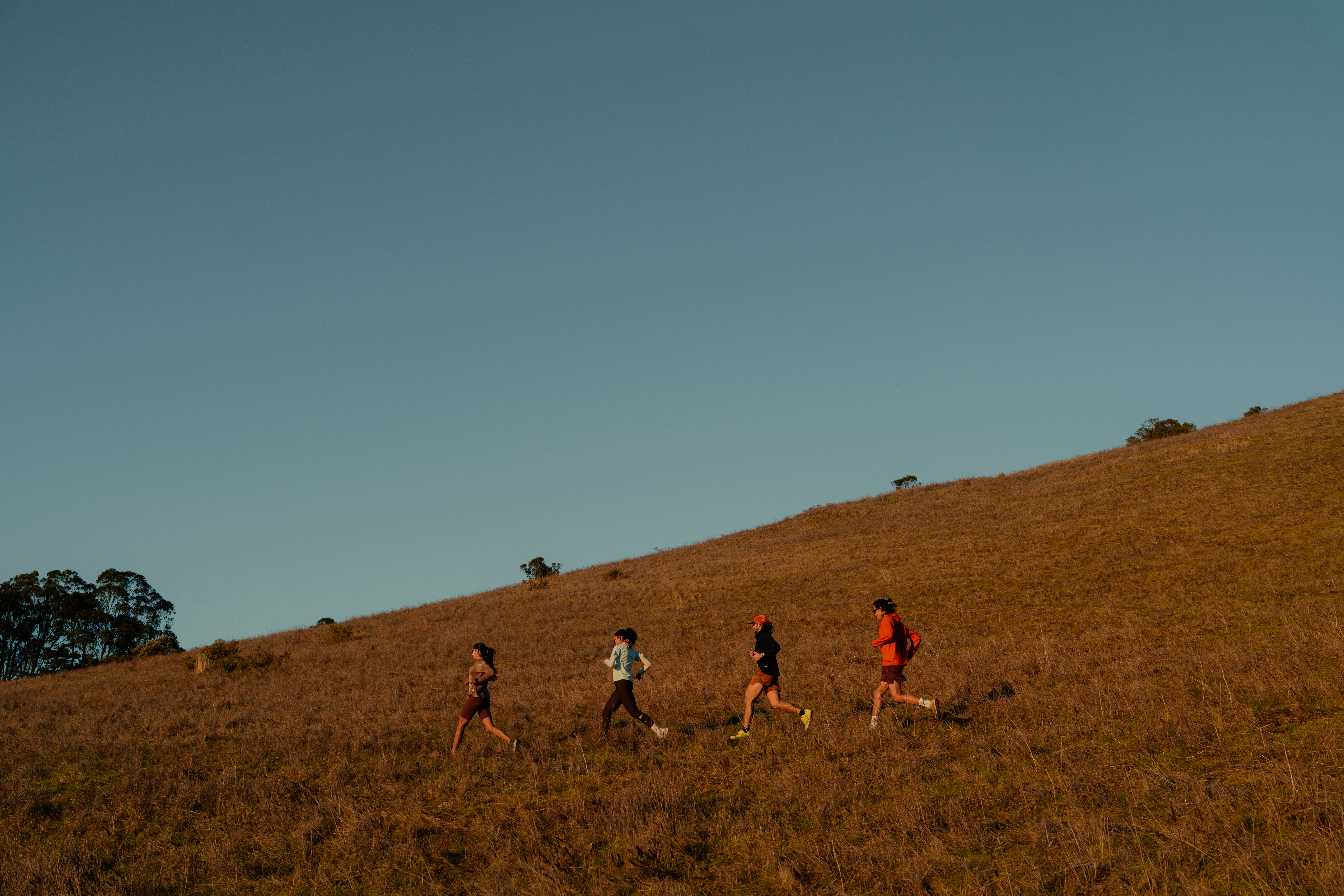 People running in the countryside